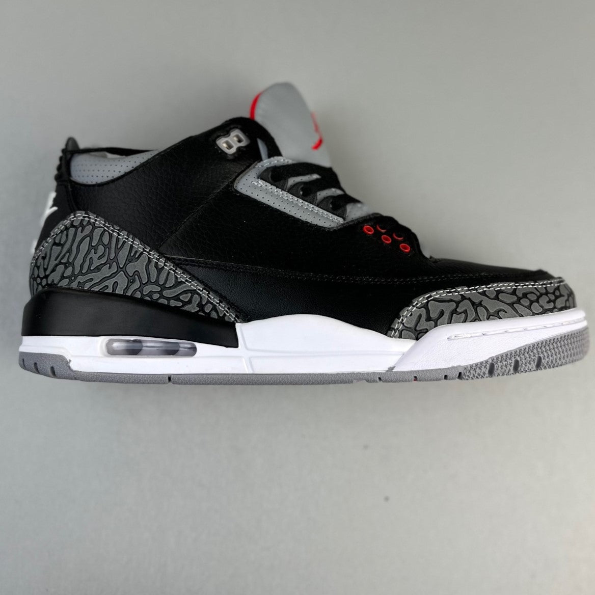 Air Jordan Retro 3 | Black HL111500329