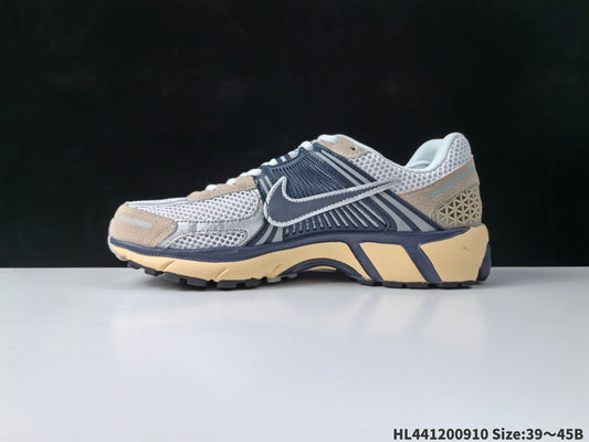 Nike Zoom Vomero 5 | NZV518P400301