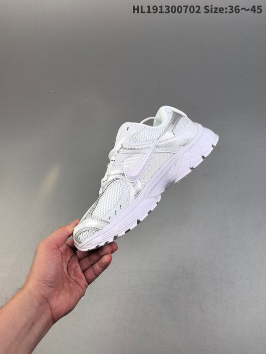 Nike V5 RNR | V5RNR18P400304