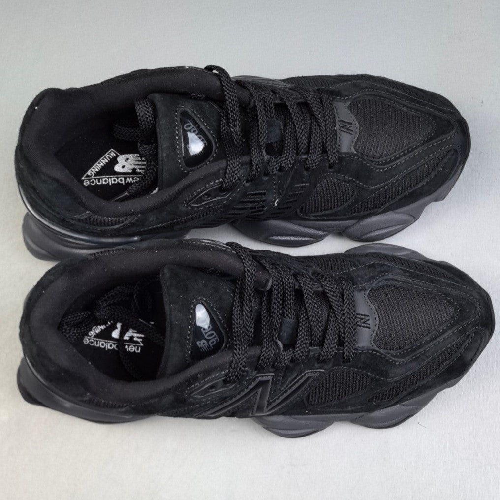New Balance 9060 | Black HL091801229