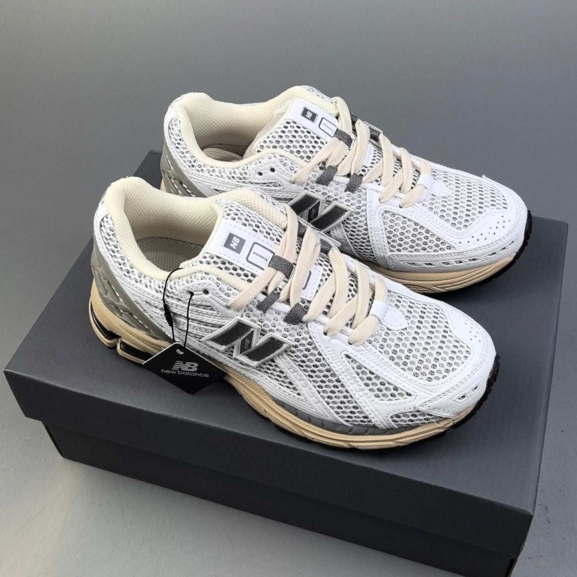 New Balance 1906R | White Grey Cream HL111701017