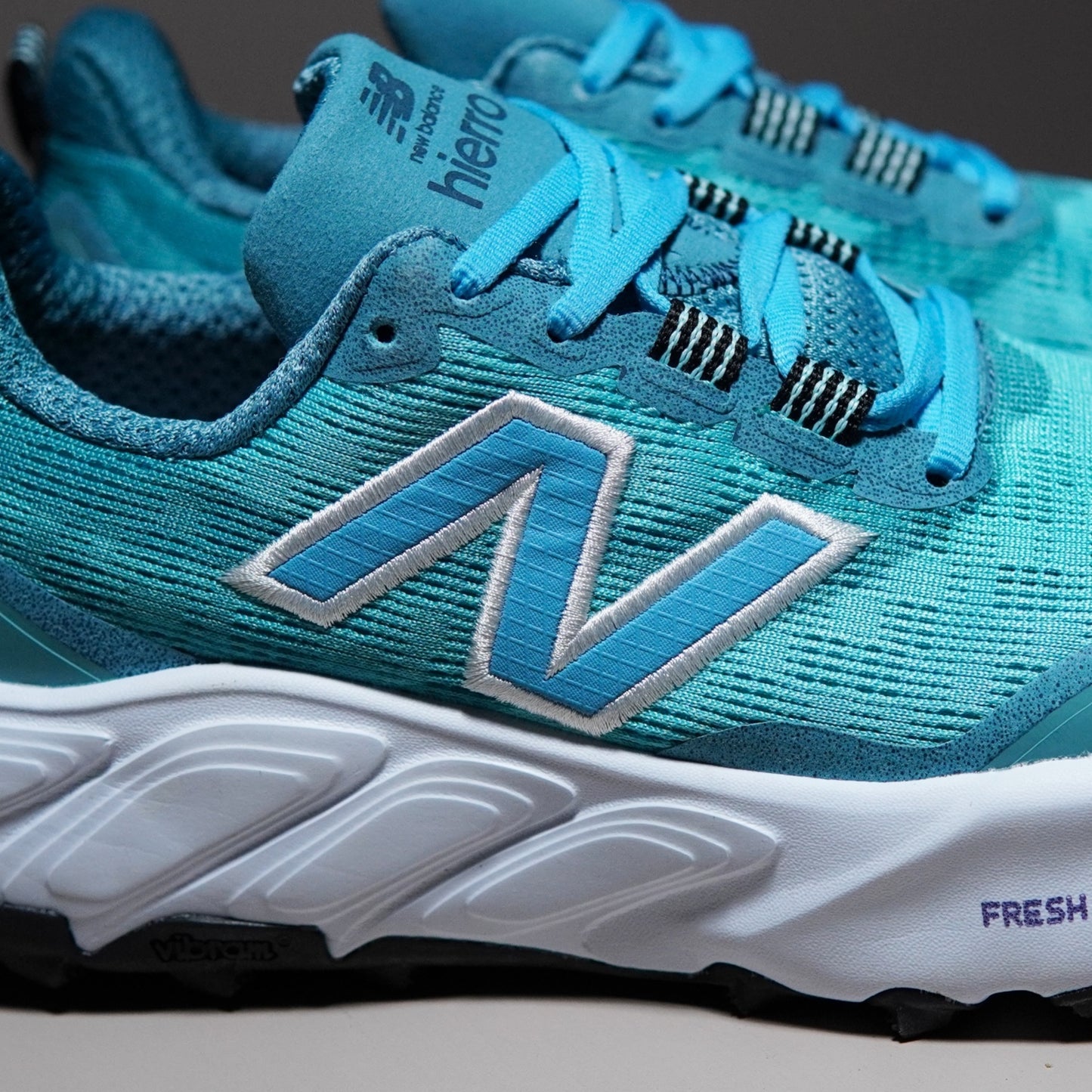 UV9NB04