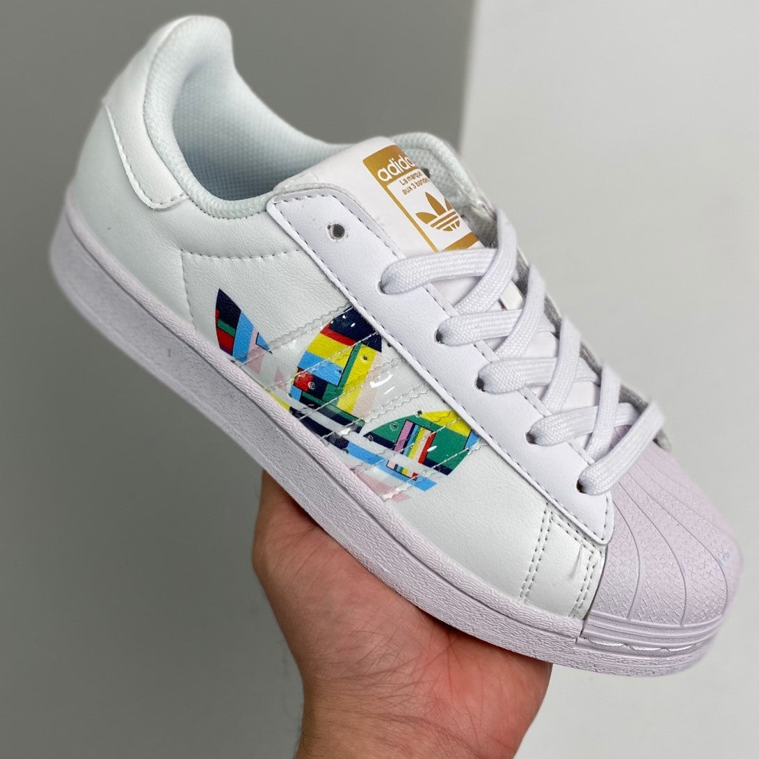 Adidas Originals Superstar | Pride 02CHLR12
