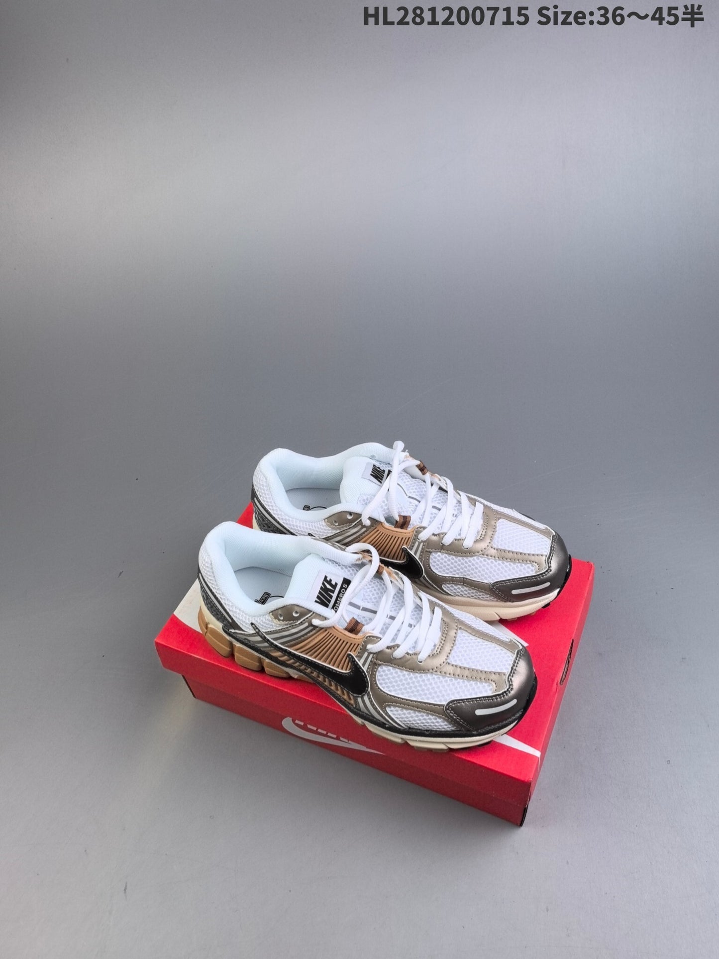 Nike Zoom Vomero 5 | NZV518P400304