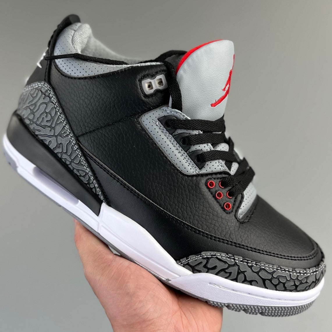 Air Jordan Retro 3 | Black HL111500329