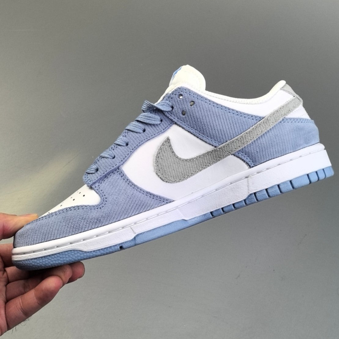 Nike Dunk SB Low | Blue Corduroy HL521301127