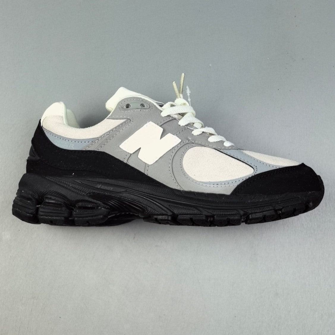 New Balance 2002R │ Black/Beige HL32141501215