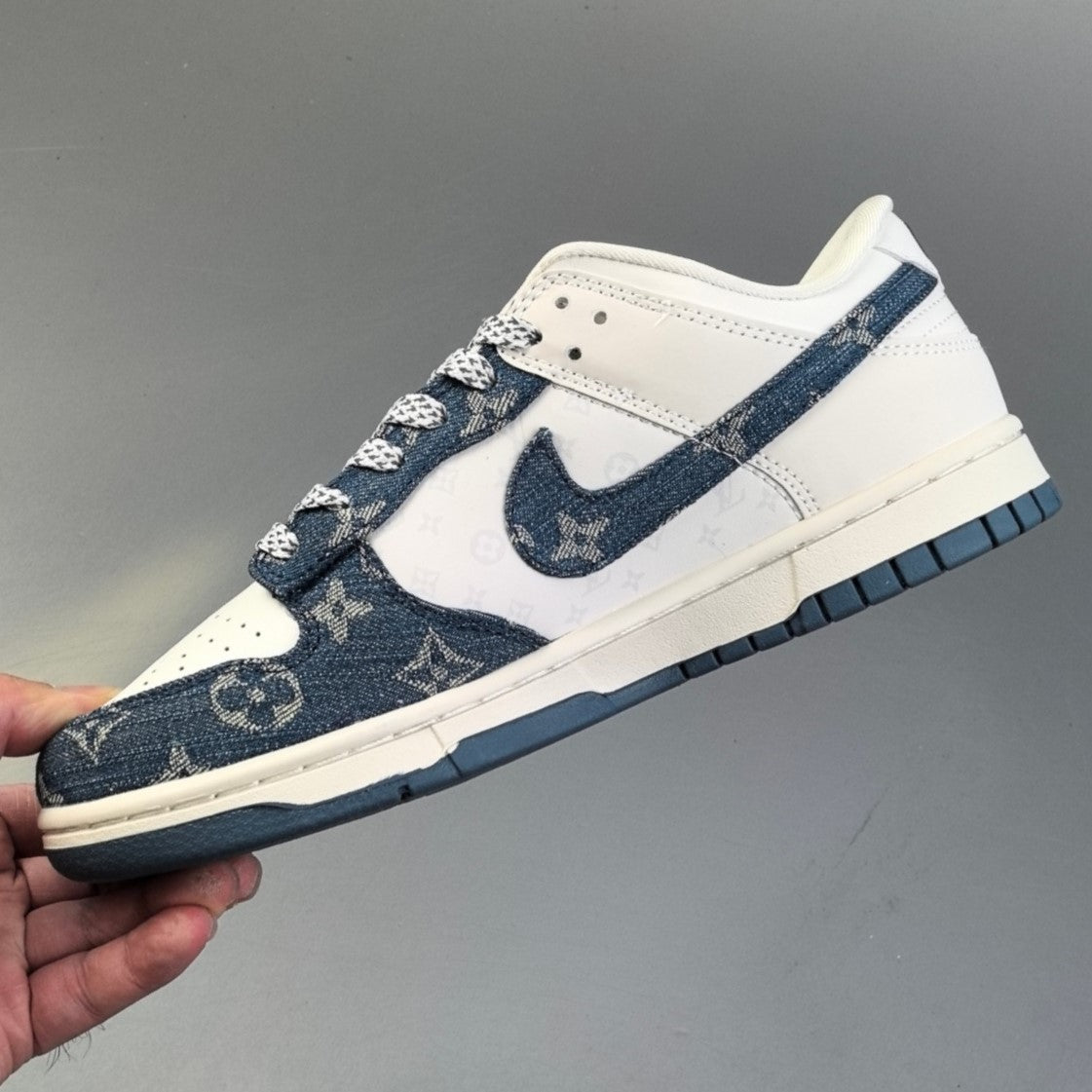 Nike Dunk SB Low | Louis Vuitton HL351501121