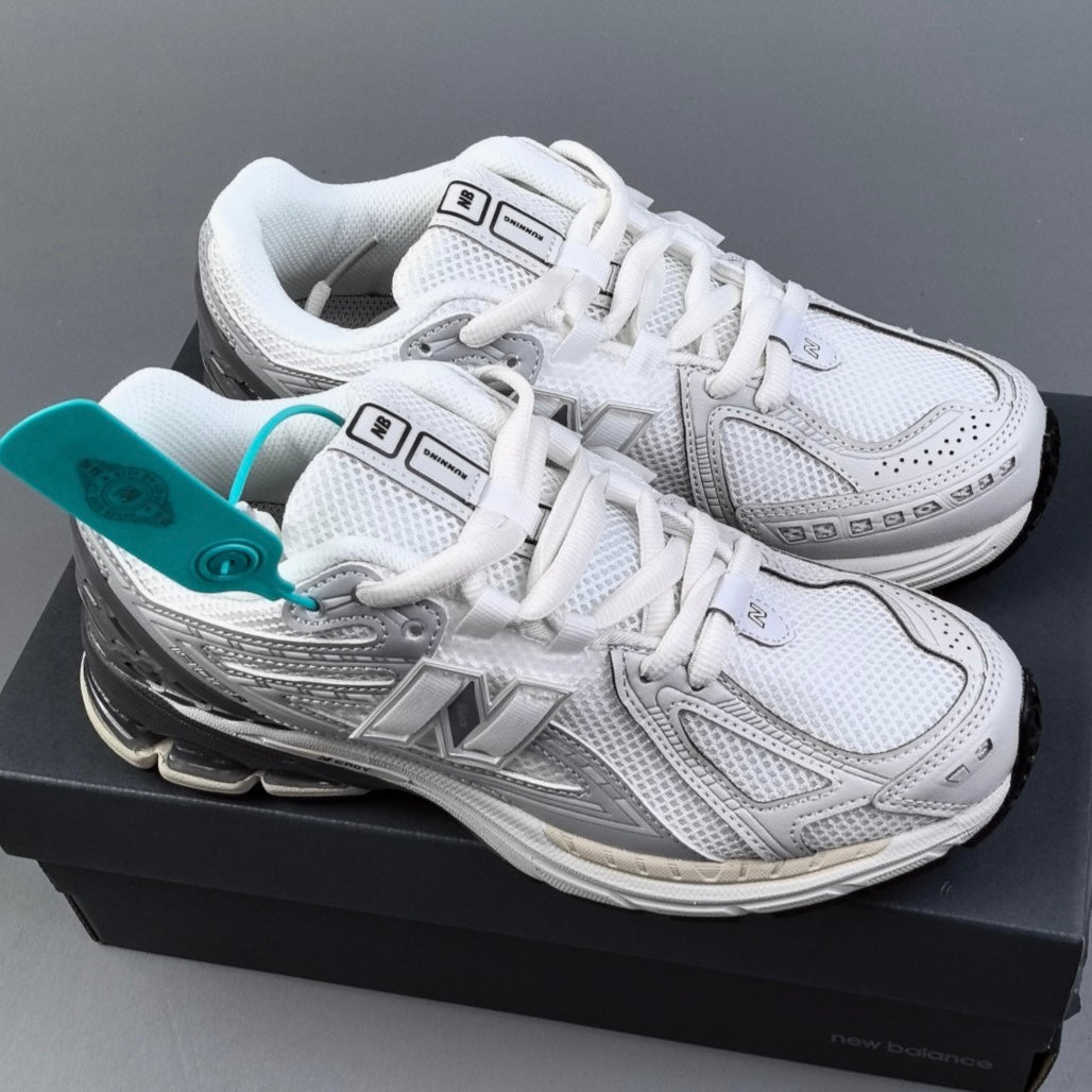 New Balance 1906R | White & Grey HL281600721
