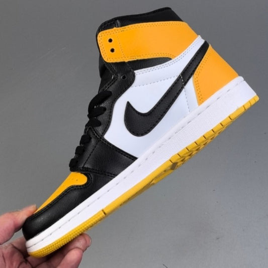 Air Jordan 1 Retro High | HL421000308