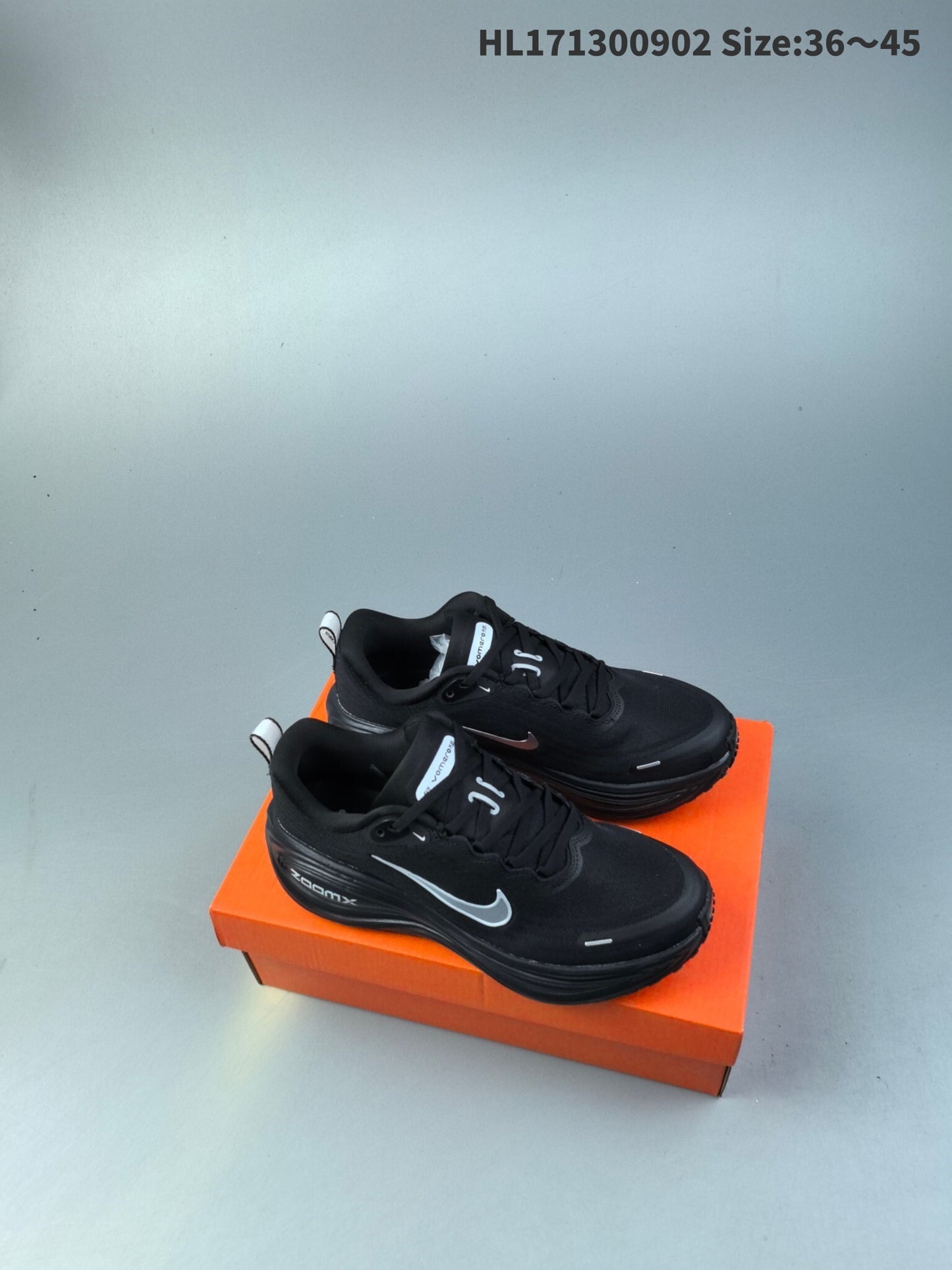 Nike Vomero Plus | NV18P400314