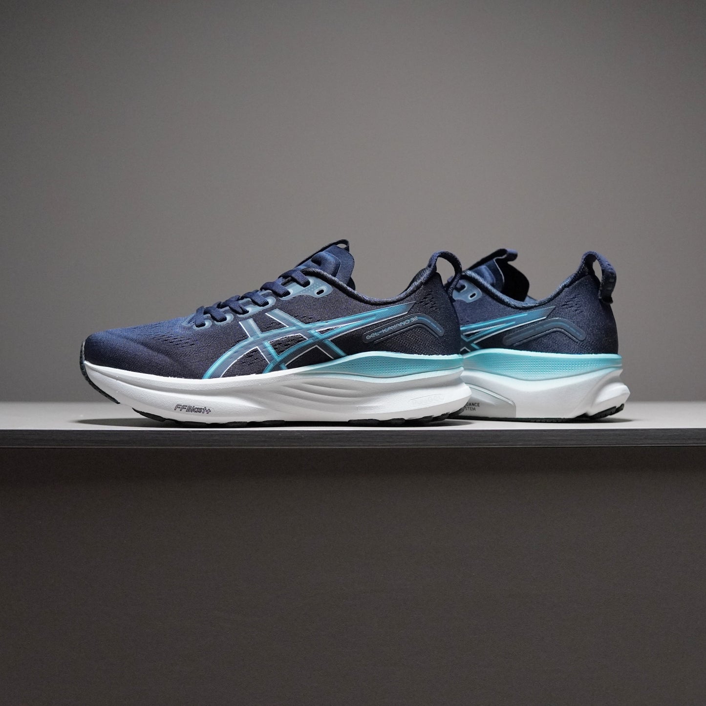 Asics Gel-Kayano 32 | AGK271300602