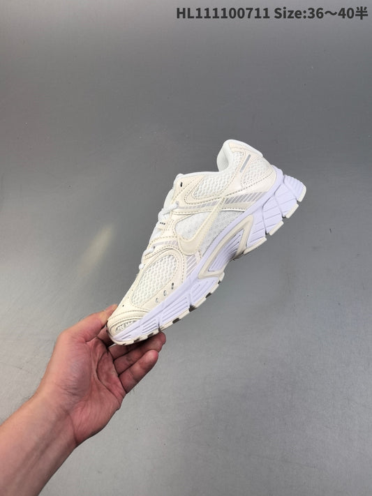 Nike V5 RNR | V5RNR18P400311