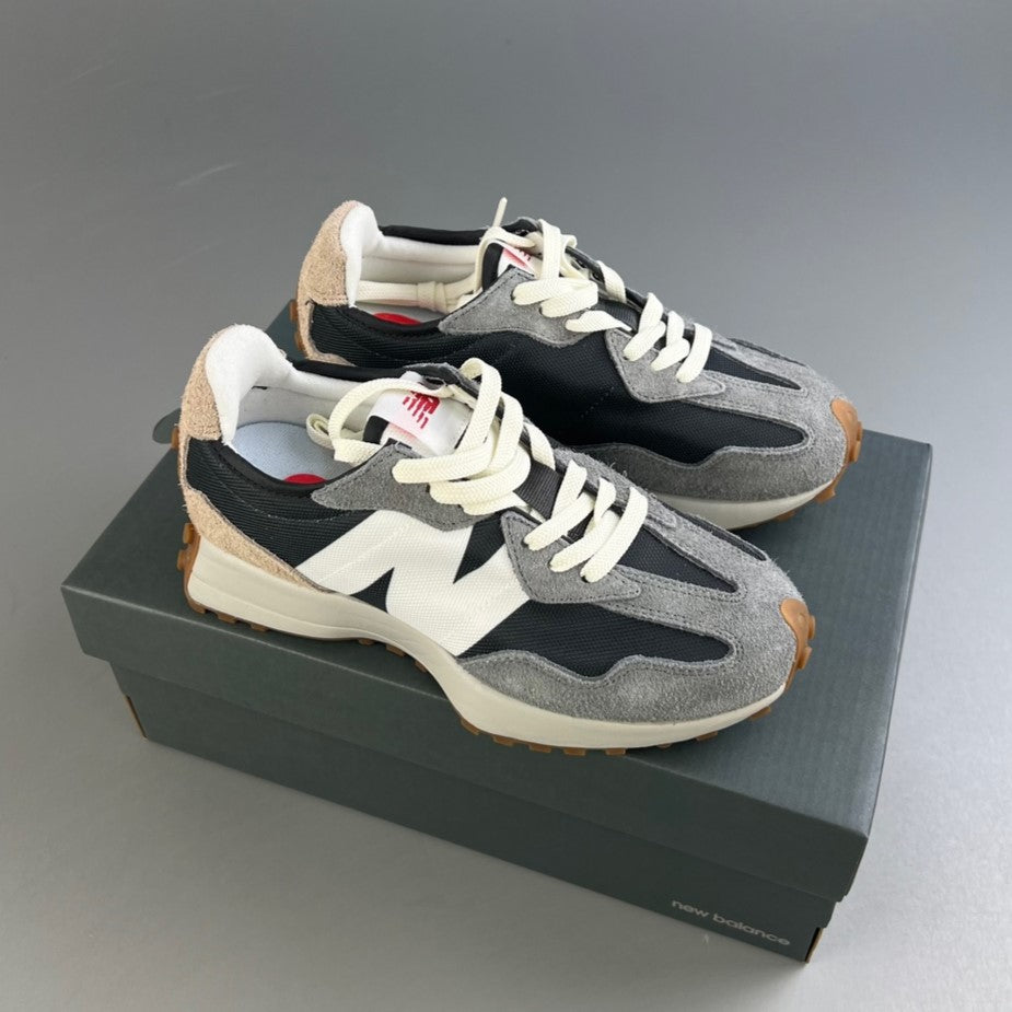 New Balance 327 | HL091301206
