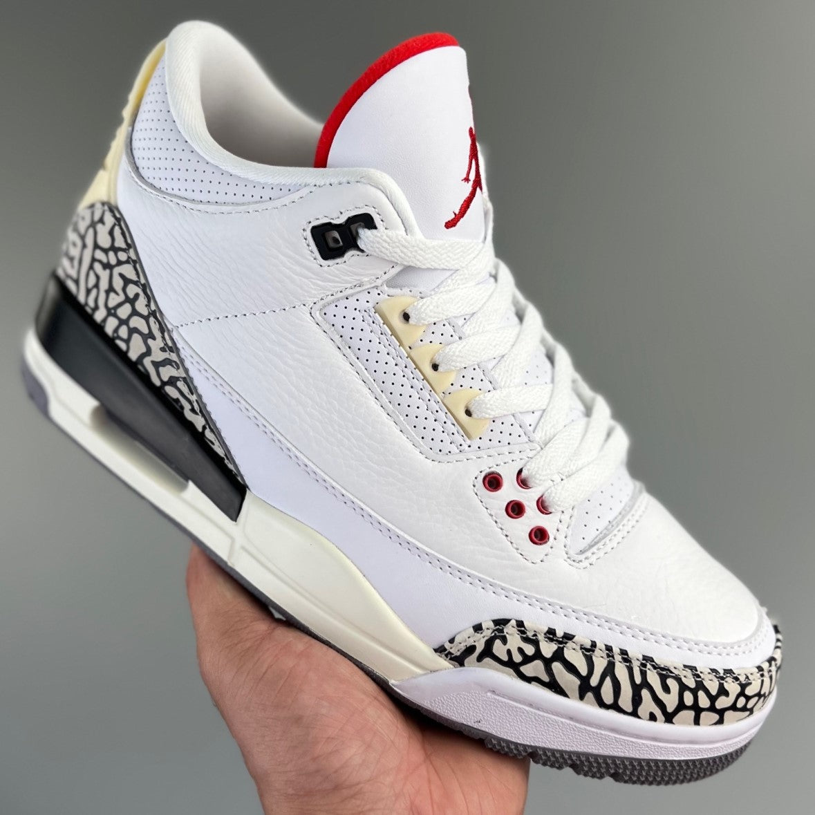 Air Jordan Retro 3 │White/Black 00HHLL320318