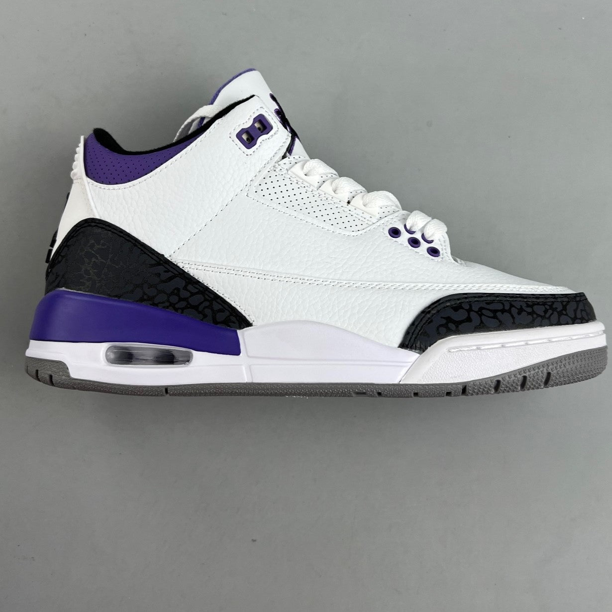 Air Jordan Retro 3 | White/Purple/Black HL421050315