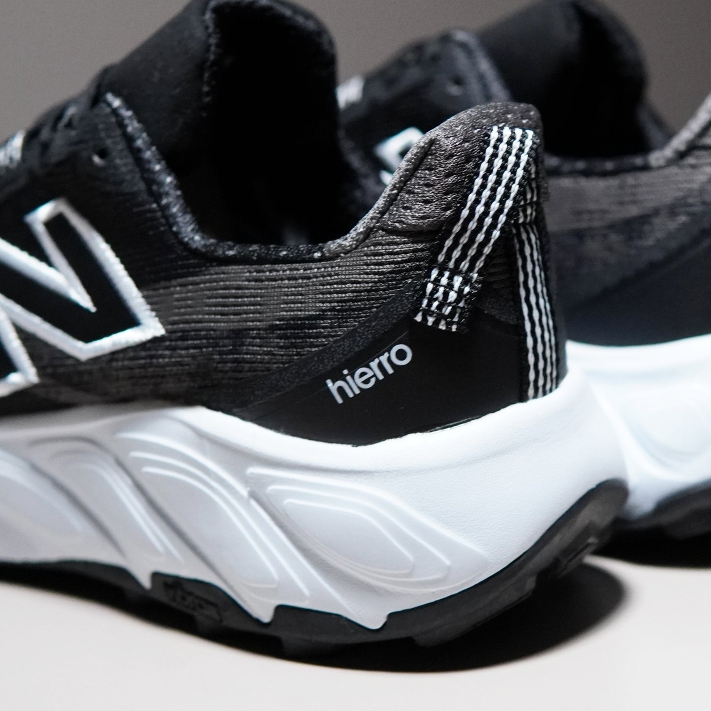 UV9NB13