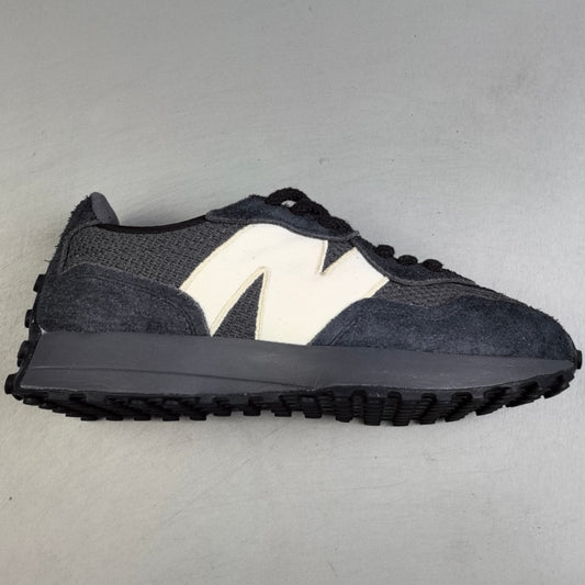 New Balance 327 | HL141200226