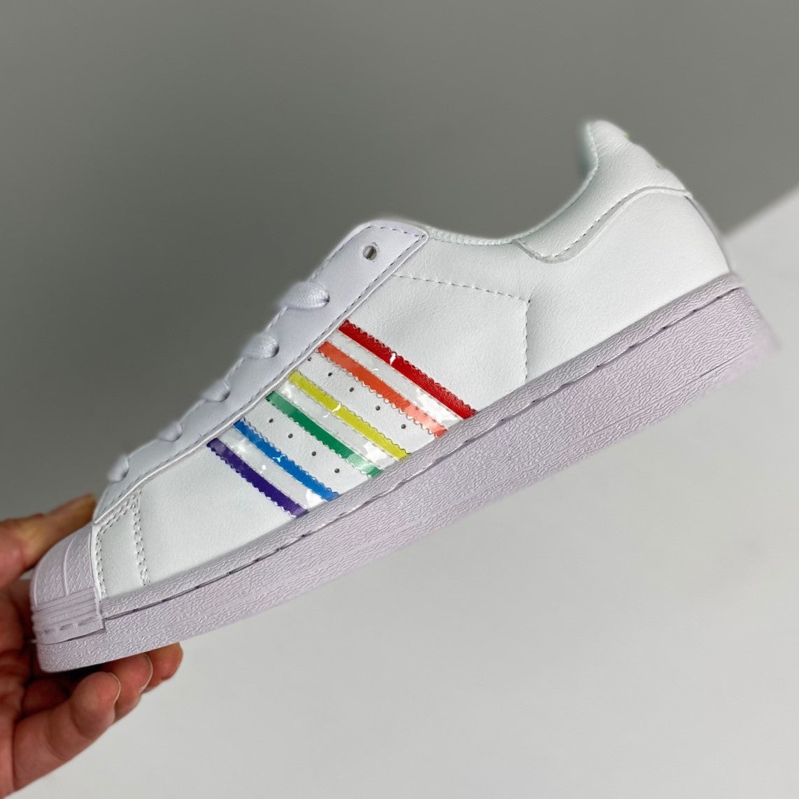 Adidas Originals Superstar | Pride 02CHLR12