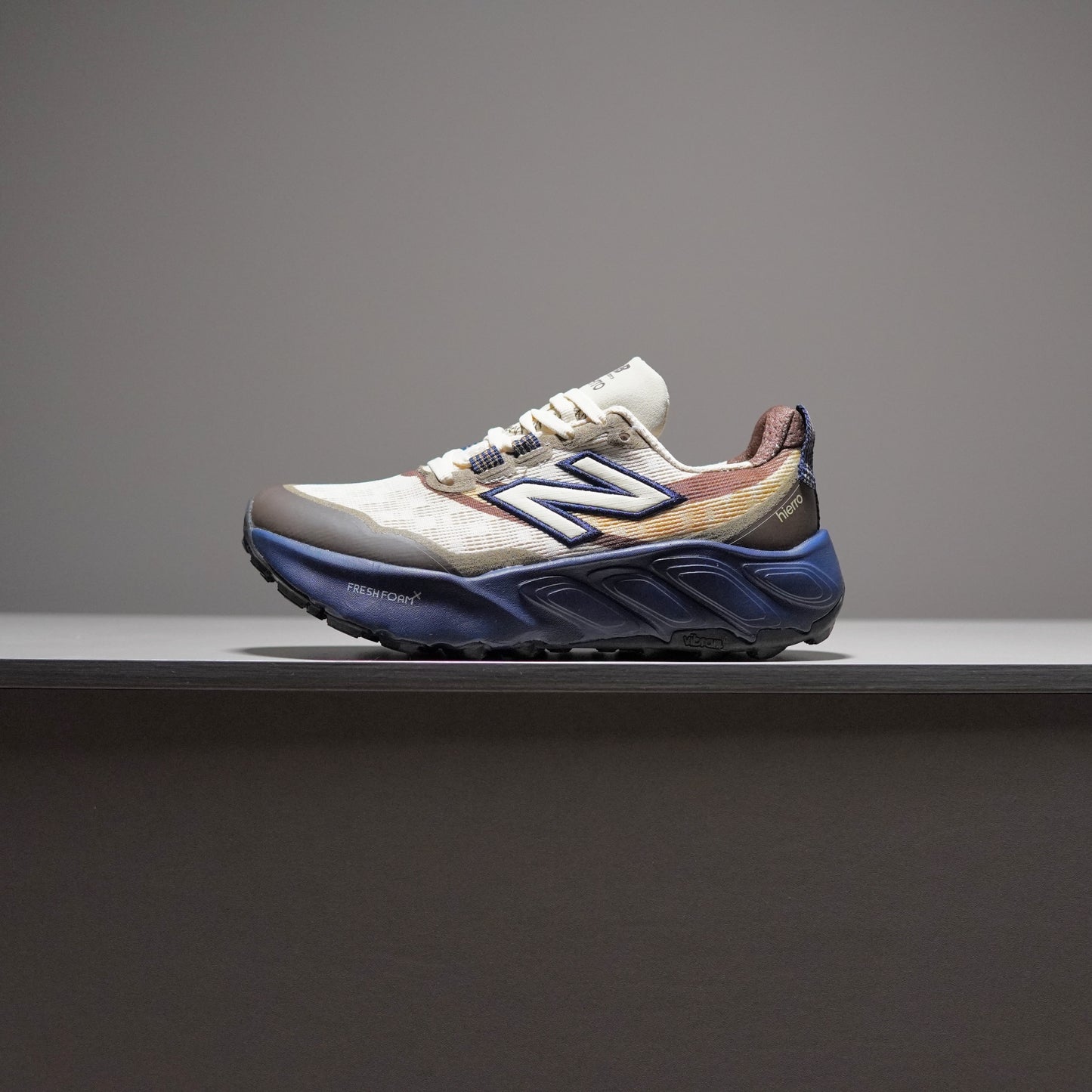 UV9NB12