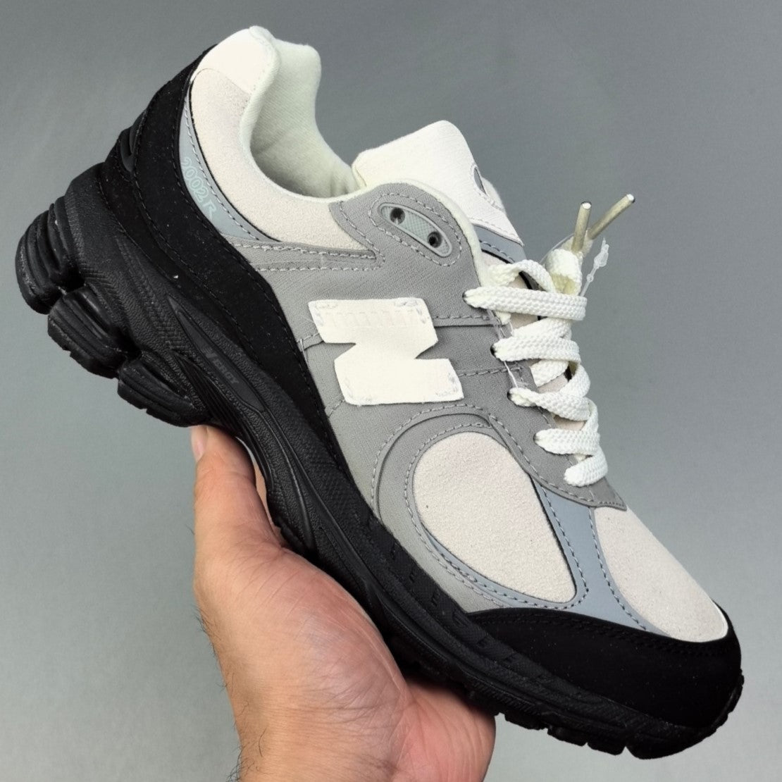 New Balance 2002R │ Black/Beige HL32141501215