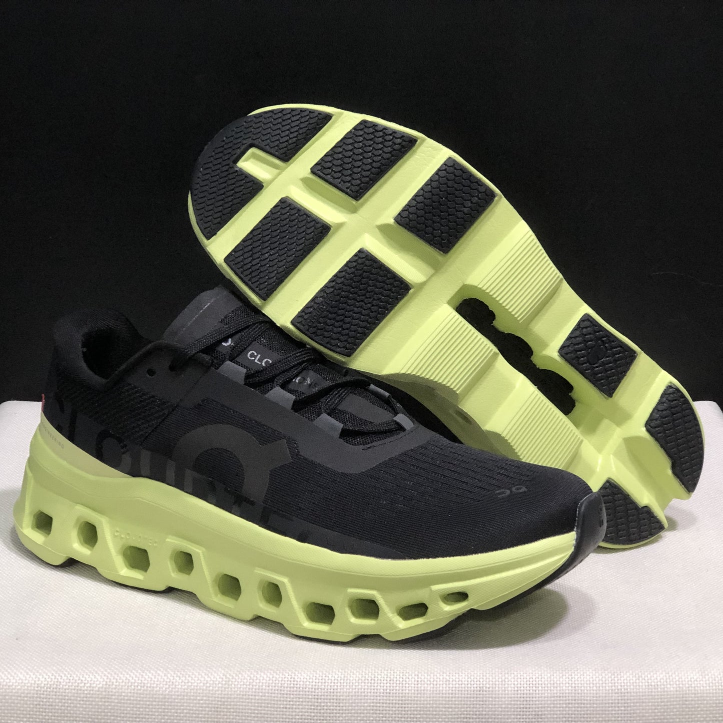 ON CLOUDMONSTER| Black/Yellow