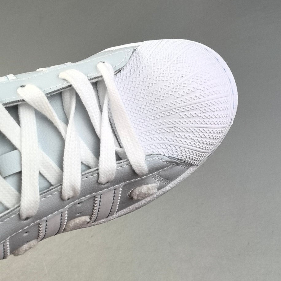 Adidas Originals Superstar | Hello Kitty Sky Blue/White HL621050921