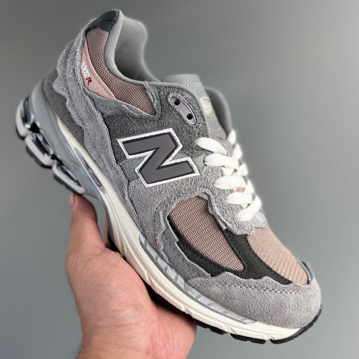 New Balance 2002R │ Grey/Pink HL031500403