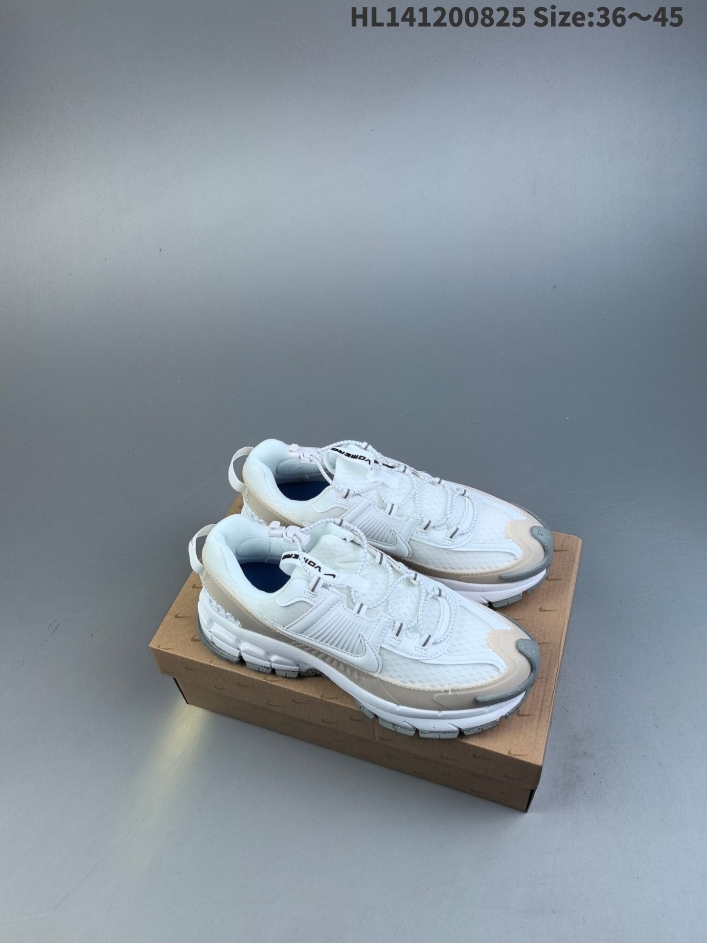 Nike Zoom Vomero Roam | NZVR18P400305