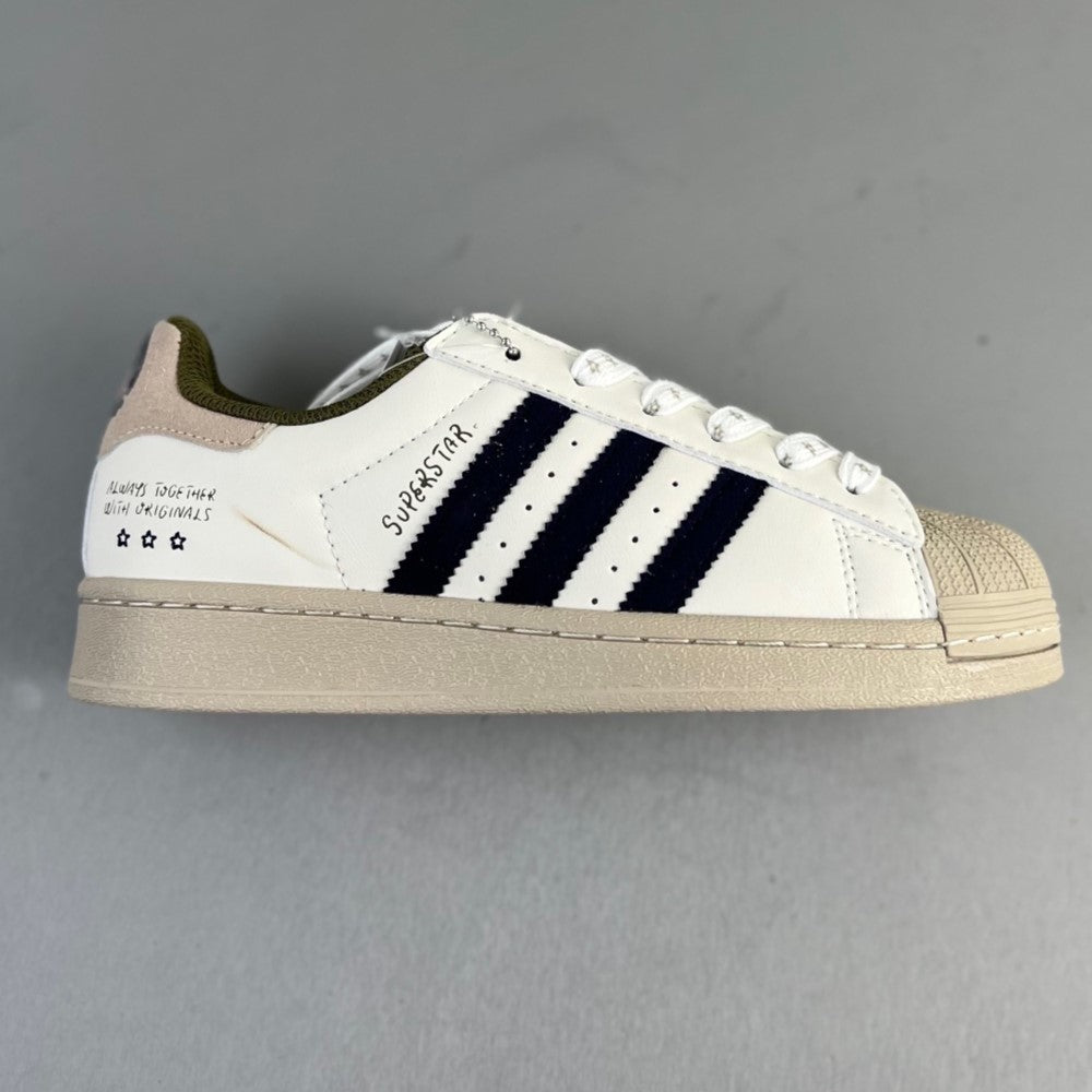 Adidas Originals Superstar |