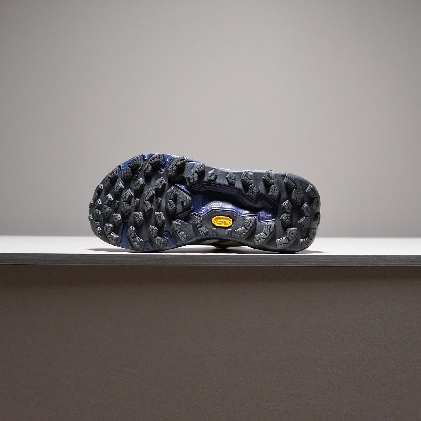 UV9NB12