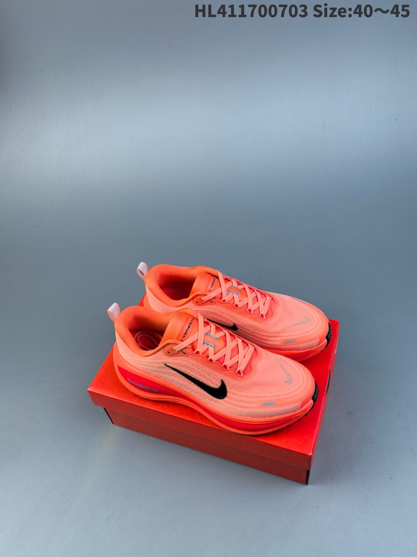 Nike Vomero Plus | NV18P400310