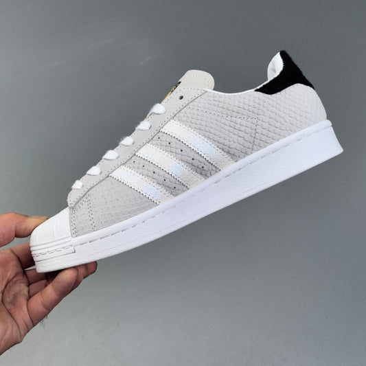 Adidas Originals Superstar | HL59800488