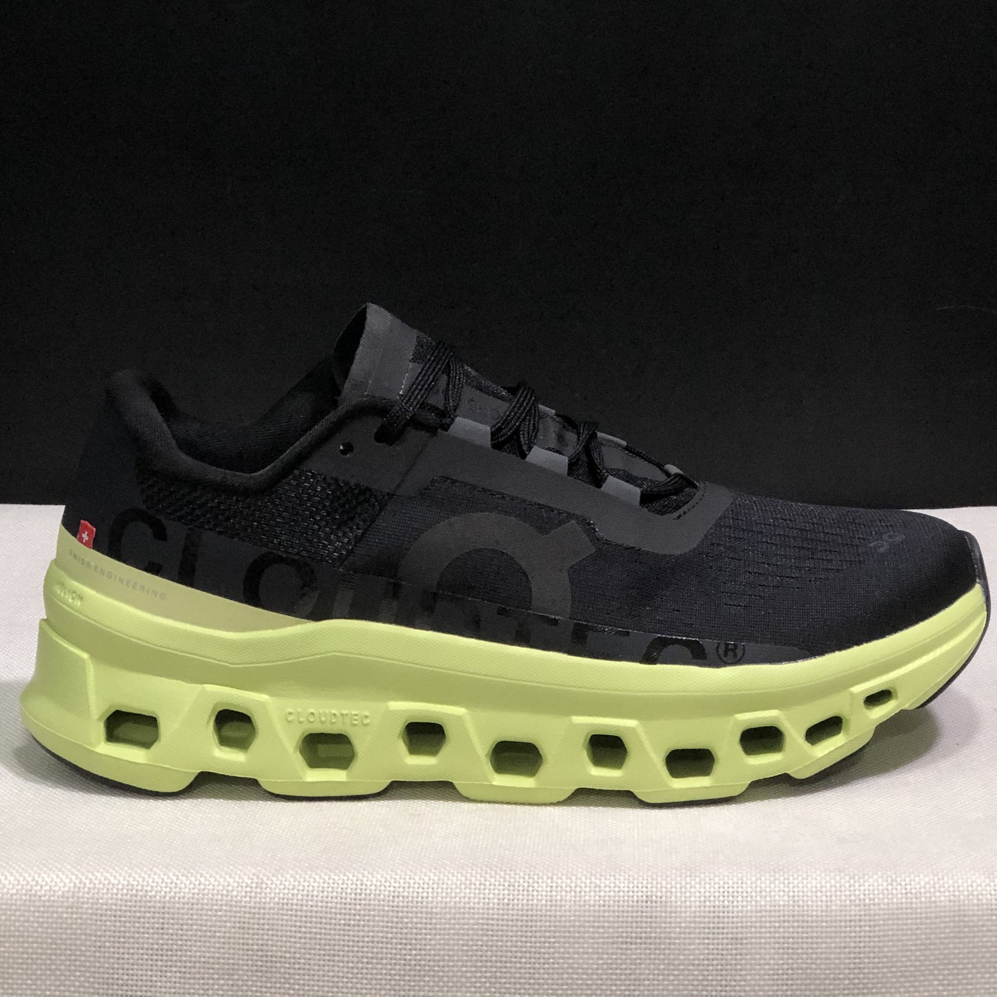 ON CLOUDMONSTER| Black/Yellow
