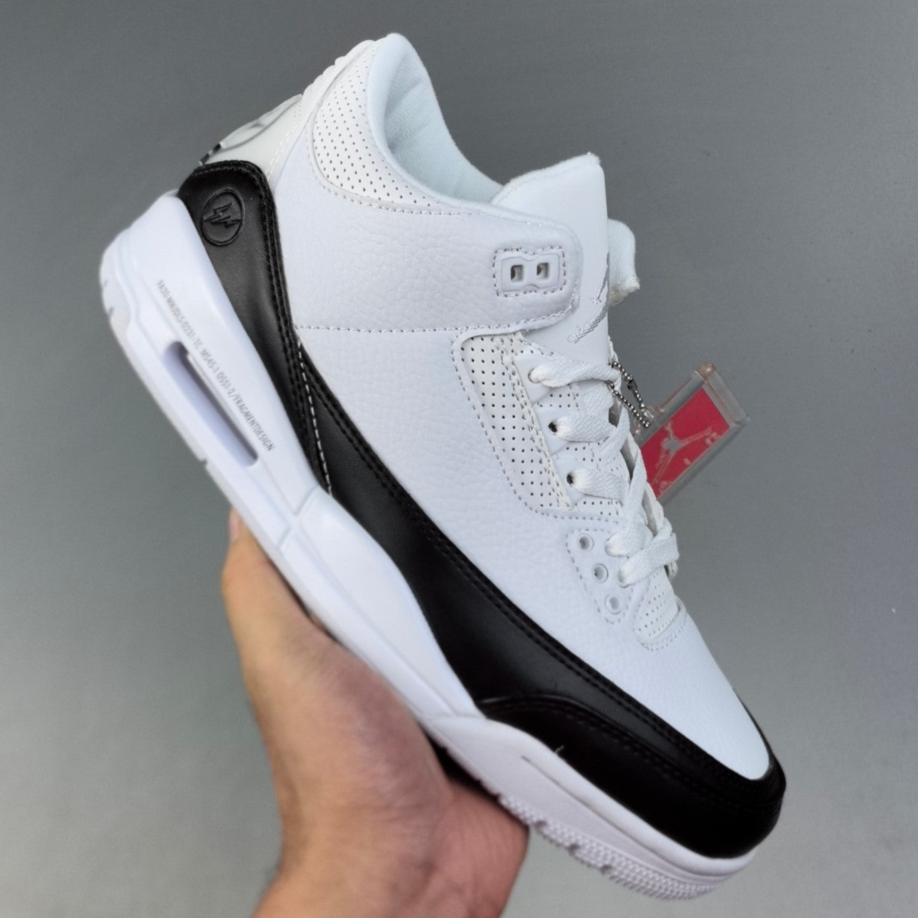 Air Jordan Retro 3 │White/Black 00HHLL121220
