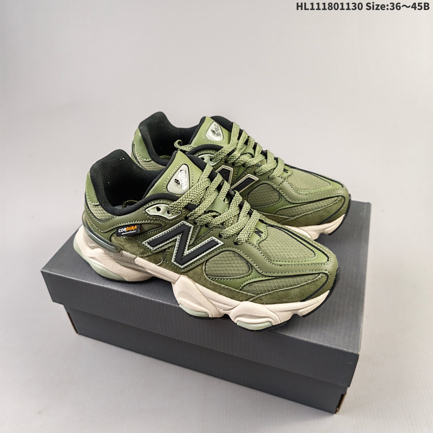 New Balance 9060 | HL031800809