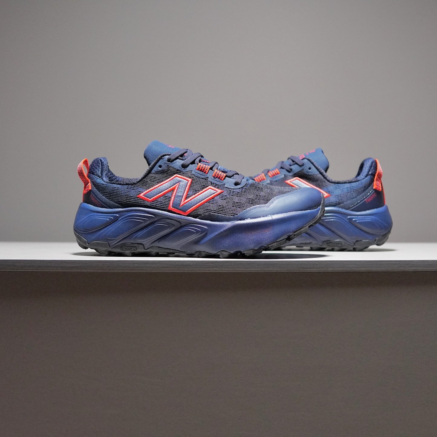 UV9NB05