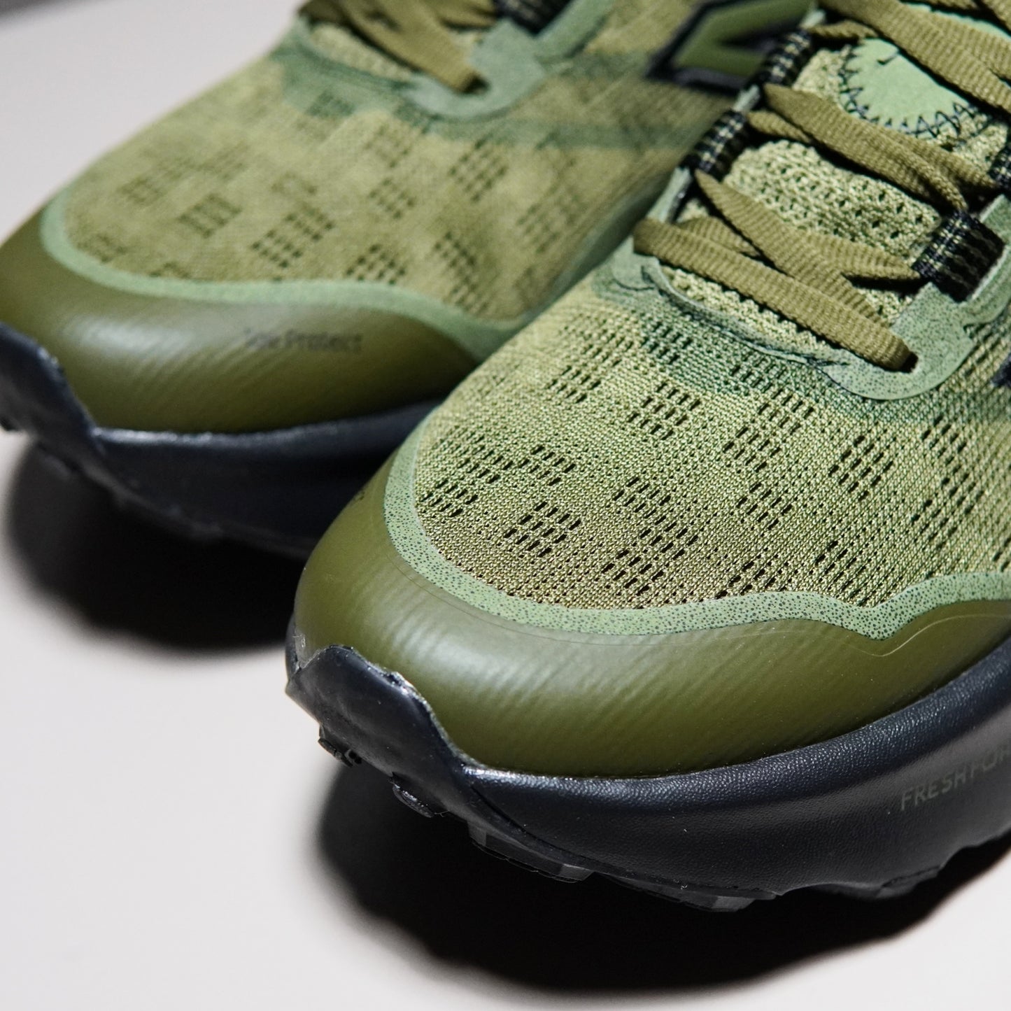 UV9NB08