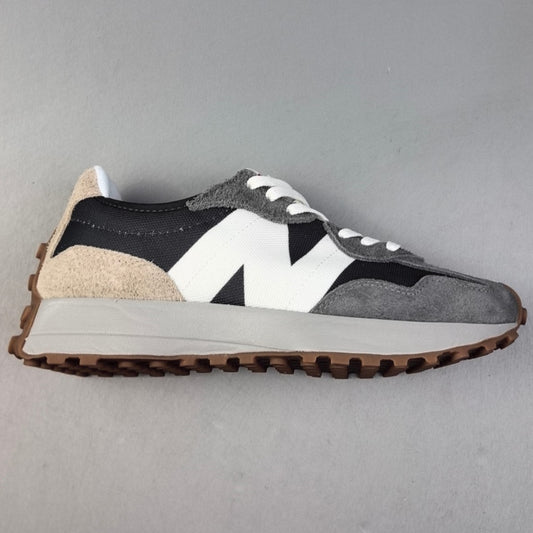New Balance 327 | HL111200103