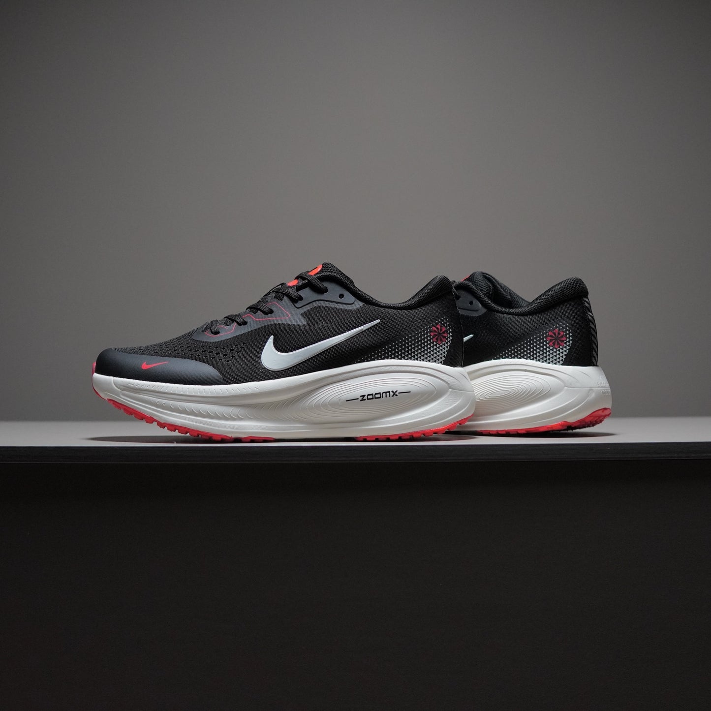 Nike Air Zoom Vomero 18X | NAV18X400306