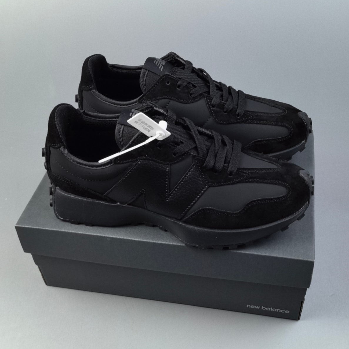 New Balance 327 | HL441050601