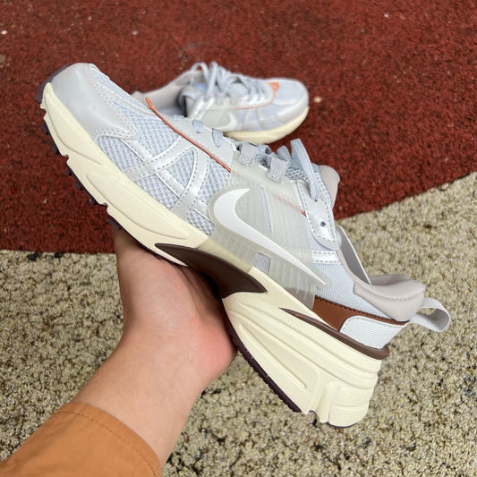 Nike V2K Run | FD0736-202