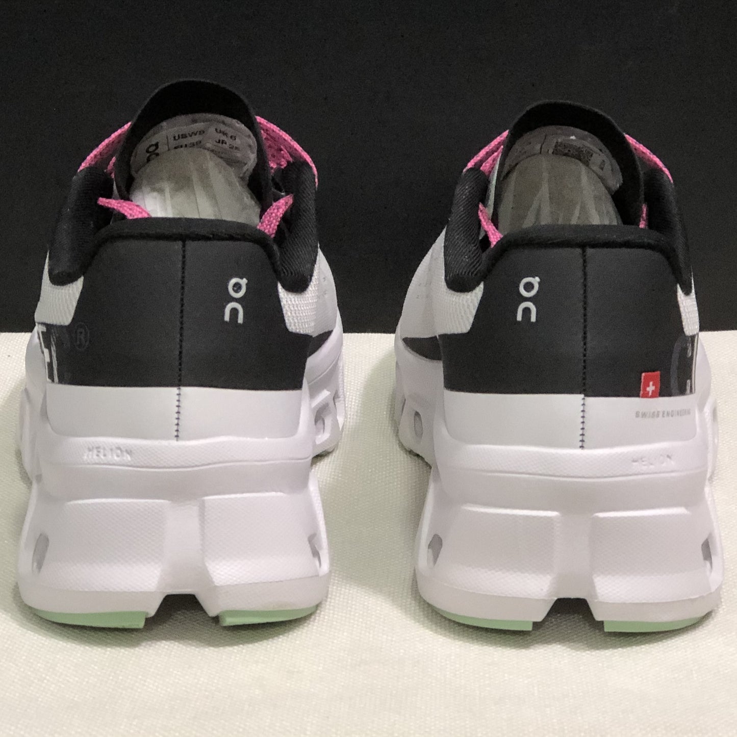ON CLOUDMONSTER| White/Black
