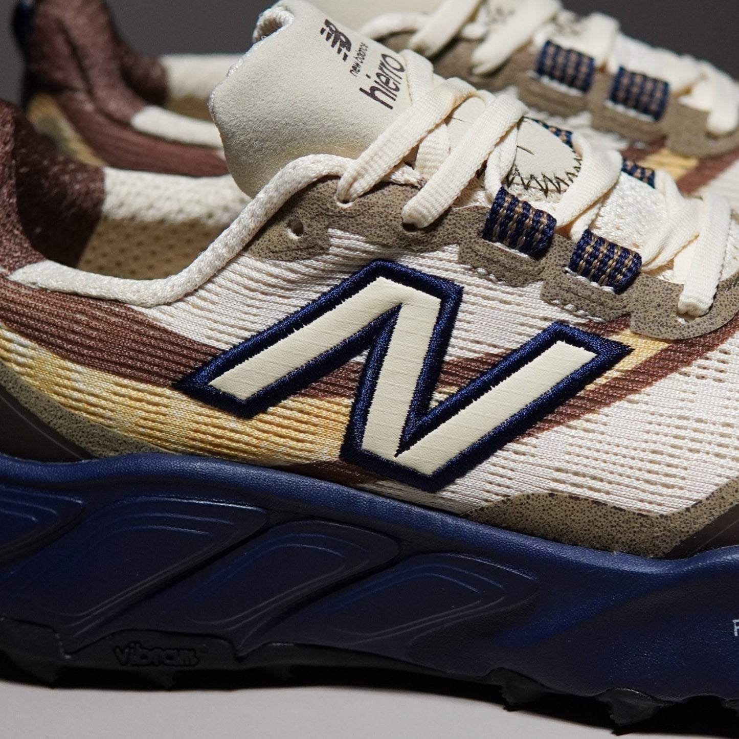 UV9NB12