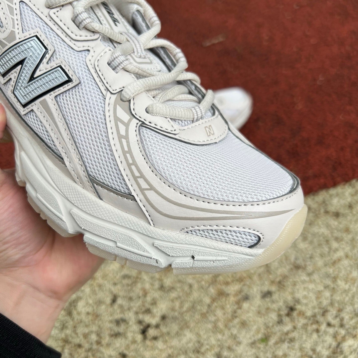 NB740LN1