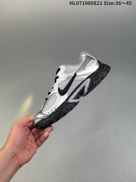 Nike V5 RNR | V5RNR18P400313