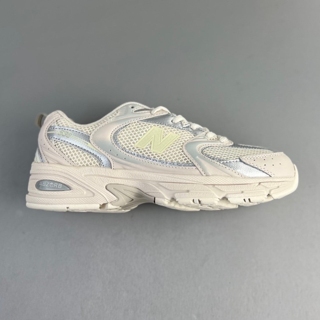 New Balance 530 | Grey Beige HL17950806