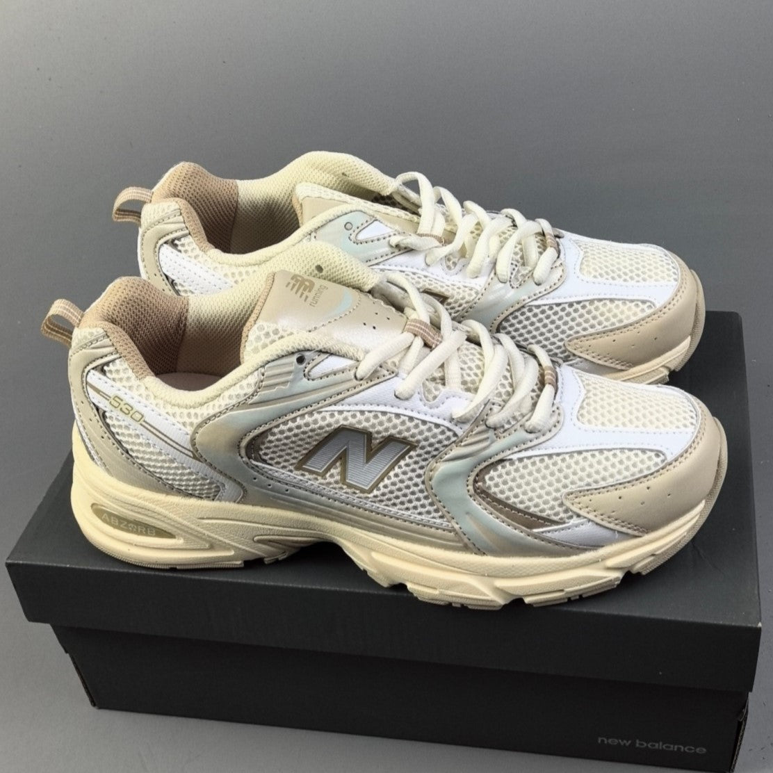 New Balance 530 | Beige Angora