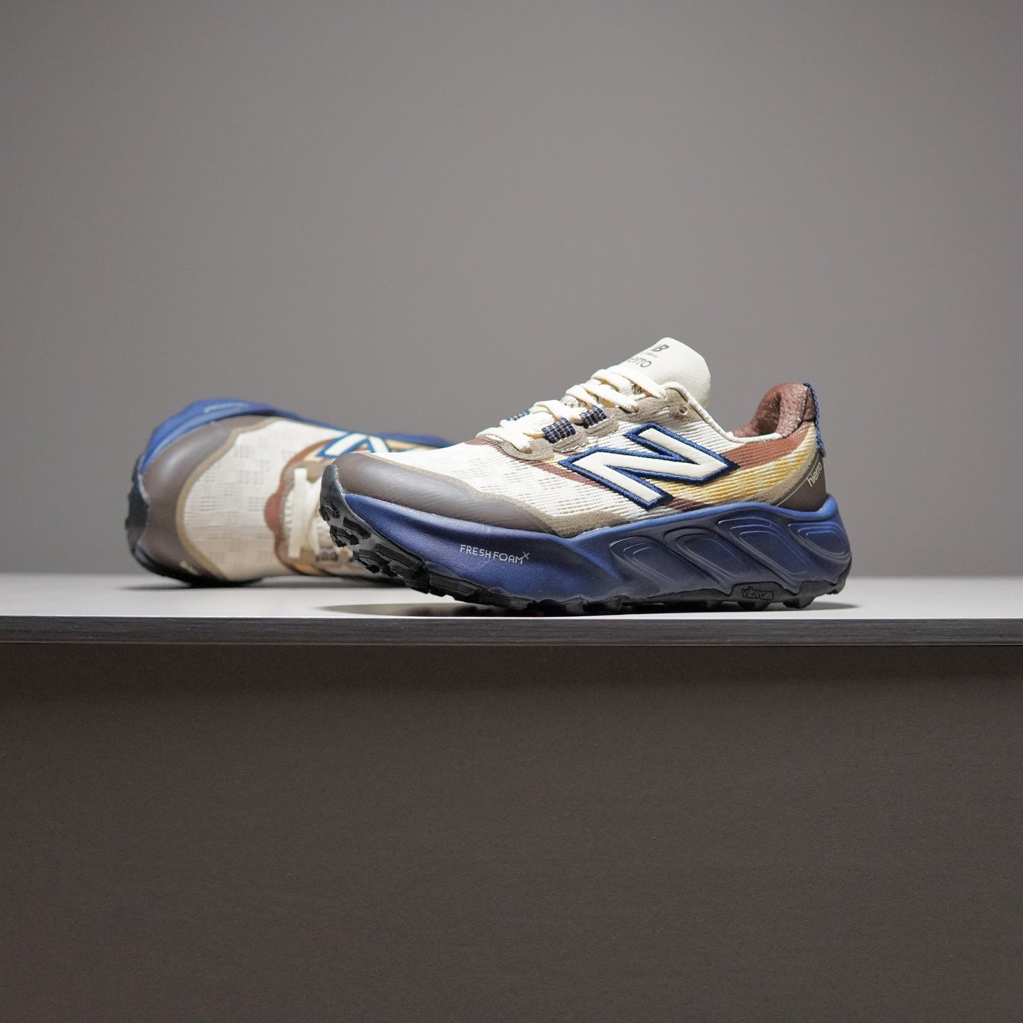 UV9NB12