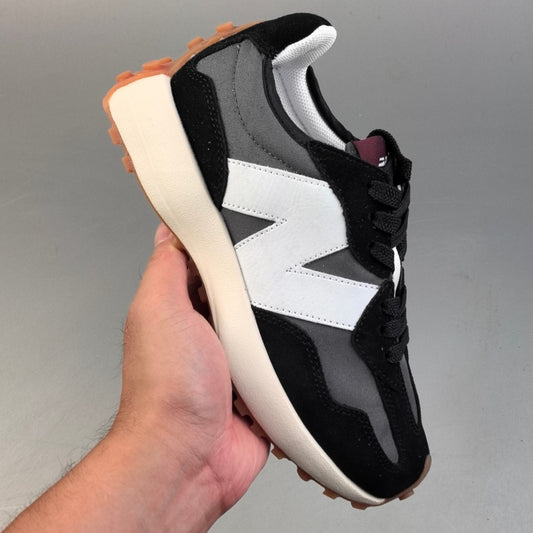 New Balance 327 | HL111100818